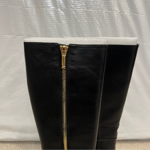 BANANA REPUBLIC Black Leather High Heel Knee High Boots Gold Zipper Sz 8M $300, - Picture 6 of 16